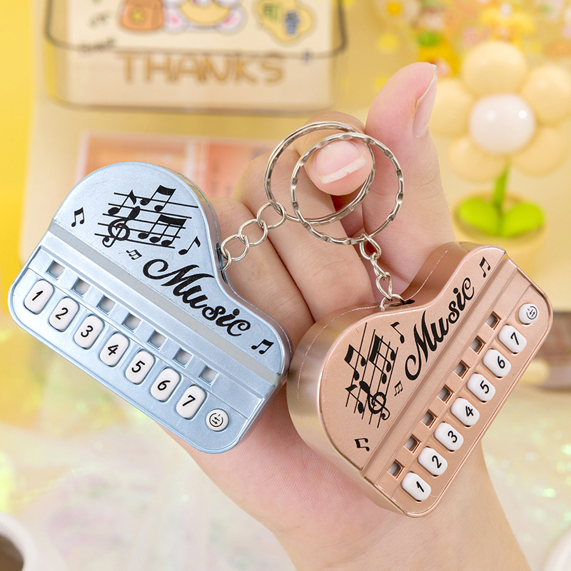 Mini Electronics Gadgets - Creative Mini Electronic Piano Game Keychain