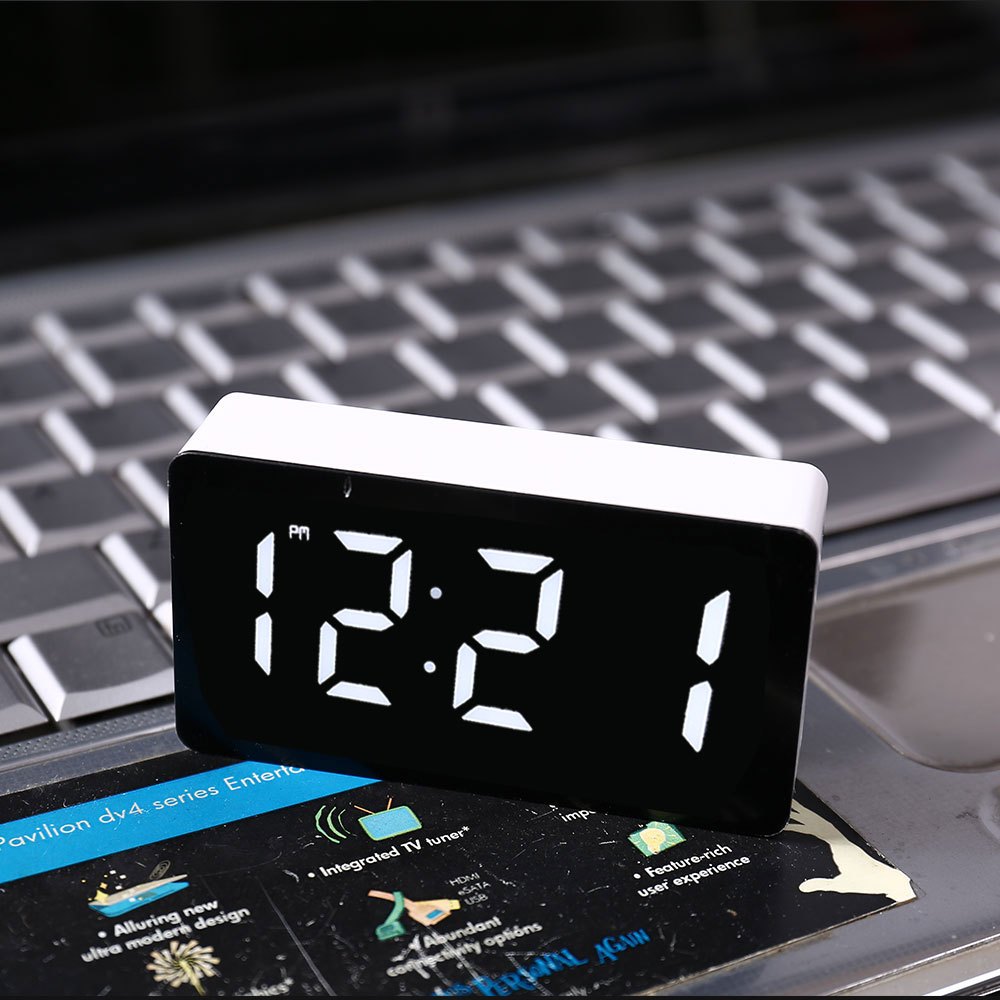 LED Electronic Watch Mirror Al – Electronics Gadgets Wholesale recenzja i cena